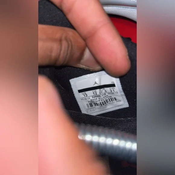 Size 13 - Air Jordan 11 Retro Low Tuxedo - Picture 5 of 6